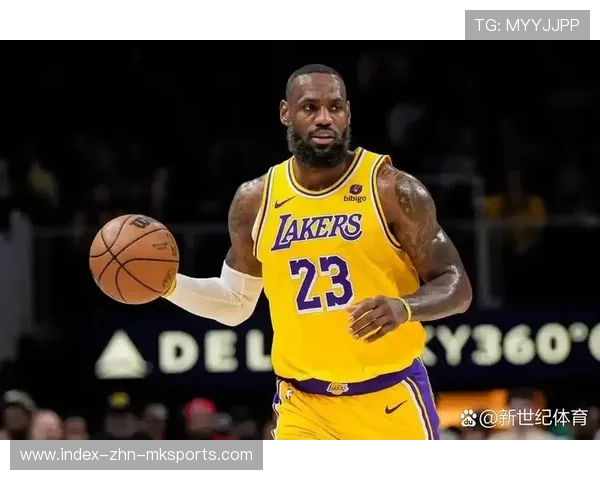 詹姆斯表现专栏：老将影响力与球队未来展望，詹姆斯现任球队