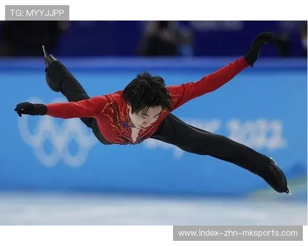 花样滑冰男神冻到发抖仍完美落冰